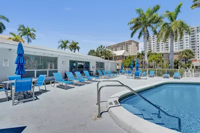 455 Paradise Isle Boulevard #305, Hallandale Beach, FL 33009 - Photo 28