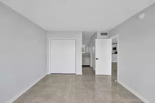 455 Paradise Isle Blvd, Hallandale Beach, FL 33009 - Photo 18