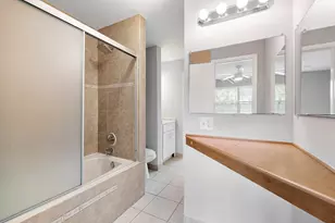 185 SW 3rd St, Pompano Beach, FL 33060 - Photo 30