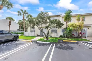 185 SW 3rd St, Pompano Beach, FL 33060 - Photo 42