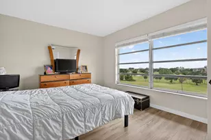 2950 N Palm Aire Dr, Pompano Beach, FL 33069 - Photo 10