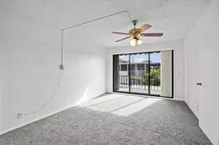 3548 Gardens E Dr, Palm Beach Gardens, FL 33410 - Photo 16