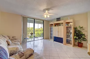 5370 Las Verdes Cir, Delray Beach, FL 33484 - Photo 10