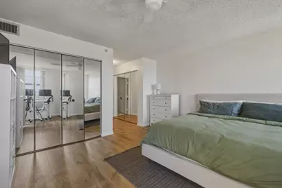 2205 S Cypress Bend Drive #604, Pompano Beach, FL 33069 - Photo 12