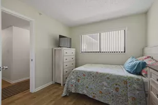 2205 S Cypress Bend Dr, Pompano Beach, FL 33069 - Photo 20