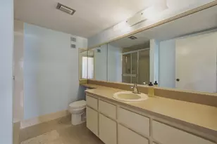 2205 S Cypress Bend Dr, Pompano Beach, FL 33069 - Photo 14