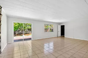 775 Snead Cir, West Palm Beach, FL 33413 - Photo 4