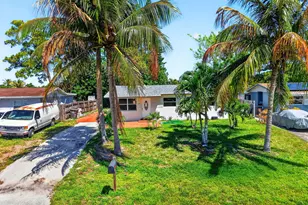775 Snead Cir, West Palm Beach, FL 33413 - Photo 30
