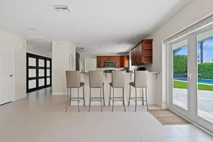 260 E Lakewood Rd, West Palm Beach, FL 33405 - Photo 12