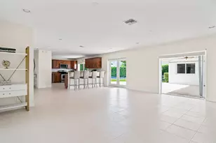 260 E Lakewood Rd, West Palm Beach, FL 33405 - Photo 10