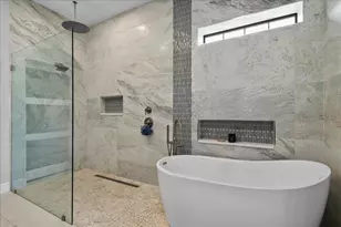 3704 Siena Cir, Wellington, FL 33414 - Photo 12