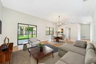 803 Silverbell Ln, Wellington, FL 33414 - Photo 4