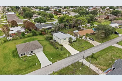 1707 SE Manth Lane, Port Saint Lucie, FL 34983 - Photo 32