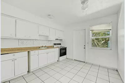 19110 SW 113th Place, Miami, FL 33157 - Photo 6