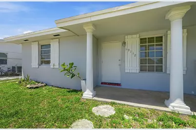 19110 SW 113th Place, Miami, FL 33157 - Photo 2