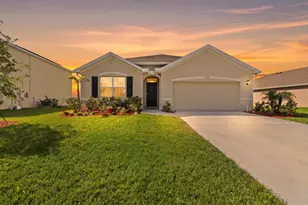 3324 Homestead Dr, Fort Pierce, FL 34945 - Photo 2