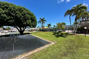 2880 Lake Osborne Dr, Lake Worth Beach, FL 33461 - Photo 18