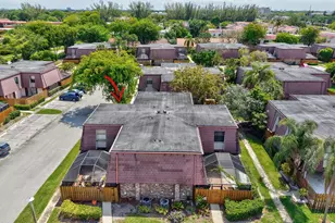 7582 Courtyard Run E, Boca Raton, FL 33433 - Photo 36