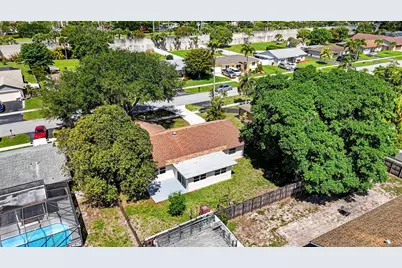 19486 Delaware Circle, Boca Raton, FL 33434 - Photo 38