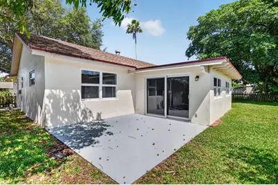 19486 Delaware Circle, Boca Raton, FL 33434 - Photo 32