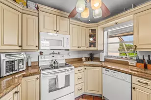 8541 W Boca Glades Blvd Blvd W, Boca Raton, FL 33434 - Photo 16