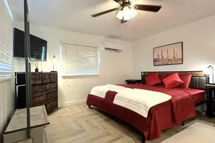 1211 NE 15th Ave, Fort Lauderdale, FL 33304 - Photo 4