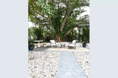 1211 NE 15th Avenue #1-2, Fort Lauderdale, FL 33304 - Photo 1