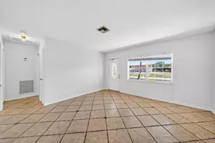 121 NW 56th Ct, Oakland Park, FL 33309 - Photo 8