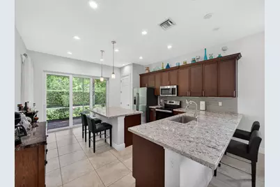 11111 SW Visconti Way, Port Saint Lucie, FL 34986 - Photo 6