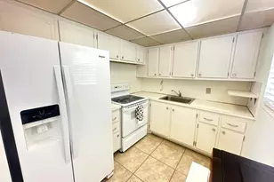 289 Markham N, Deerfield Beach, FL 33442 - Photo 8