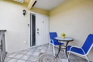 621 Waterside Dr, Hypoluxo, FL 33462 - Photo 2