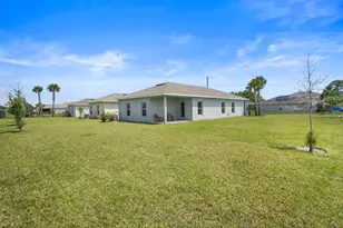 521 Cherimoya St, Fort Pierce, FL 34981 - Photo 38