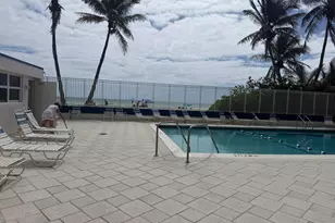 2076 S Ocean Dr, Hallandale Beach, FL 33009 - Photo 20