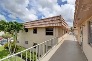 468 Saxony Way, Delray Beach, FL 33446 - Photo 12