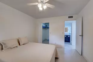 468 Saxony Way, Delray Beach, FL 33446 - Photo 8