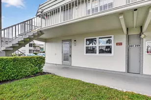 360 Flanders Dr, Delray Beach, FL 33484 - Photo 2