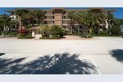 2501 Marina Isle Way #203, Jupiter, FL 33477 - Photo 2