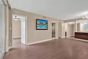 3051 S Palm Aire Dr, Pompano Beach, FL 33069 - Photo 4