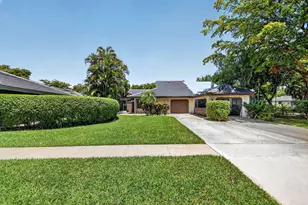 5155 Pine Dr, Boynton Beach, FL 33437 - Photo 1