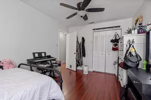 1177 NW 98th Terrace, Pembroke Pines, FL 33024 - Photo 26