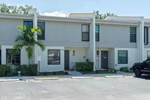 1177 NW 98th Terrace, Pembroke Pines, FL 33024 - Photo 2