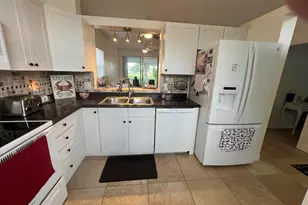 18081 SE Country Club Dr, Jupiter, FL 33469 - Photo 4