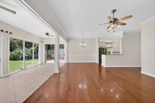 8773 Wakefield Dr, Palm Beach Gardens, FL 33410 - Photo 12