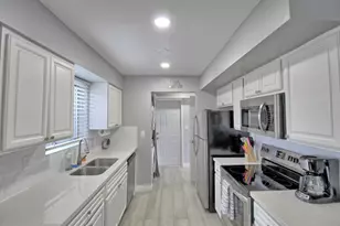 1324 N 24th Ave, Hollywood, FL 33020 - Photo 10
