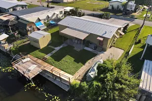 1038 8th St, Okeechobee, FL 34974 - Photo 6