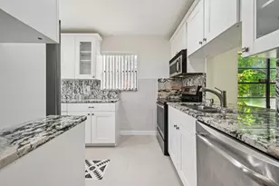 166 Sparrow Dr, Royal Palm Beach, FL 33411 - Photo 8
