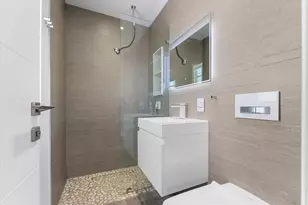 8934 Emerson Ave, Surfside, FL 33154 - Photo 14