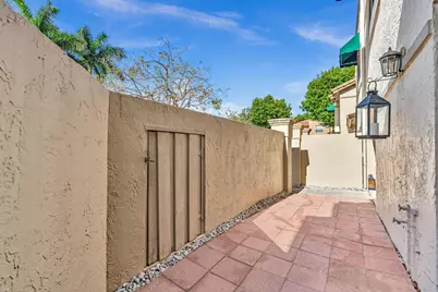 6663 Via Regina, Boca Raton, FL 33433 - Photo 32