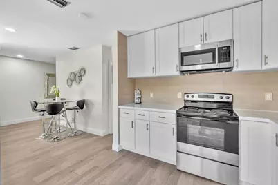 6663 Via Regina, Boca Raton, FL 33433 - Photo 4