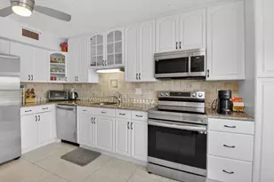 7129 Promenade Dr, Boca Raton, FL 33433 - Photo 18